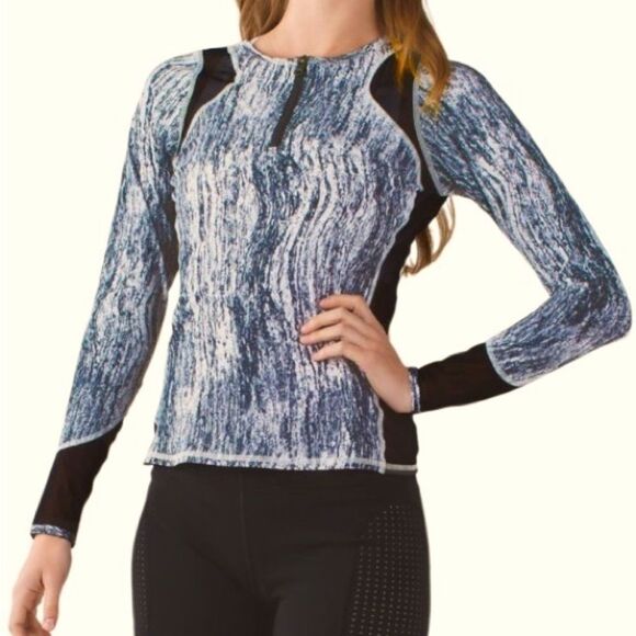 Lululemon Water: Sun Runner 1/2 Zip Texture Twist White Black / Black - Picture 2 of 12